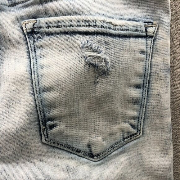 Risen  Womens Jeans Size 24 Measured Distressed Light Wash Jeans Frayed Hem - Picture 13 of 15
